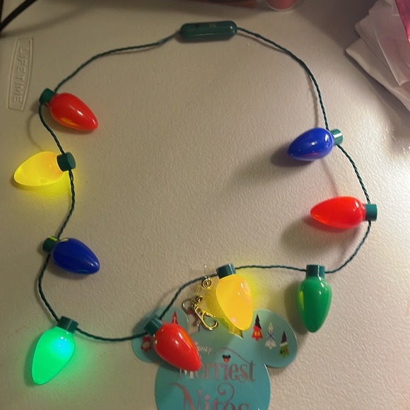 DisneyParks Exclusive Disney Merriest Nites 2021 Lights Necklace COLLECTORS ITEM - Picture 3 of 6